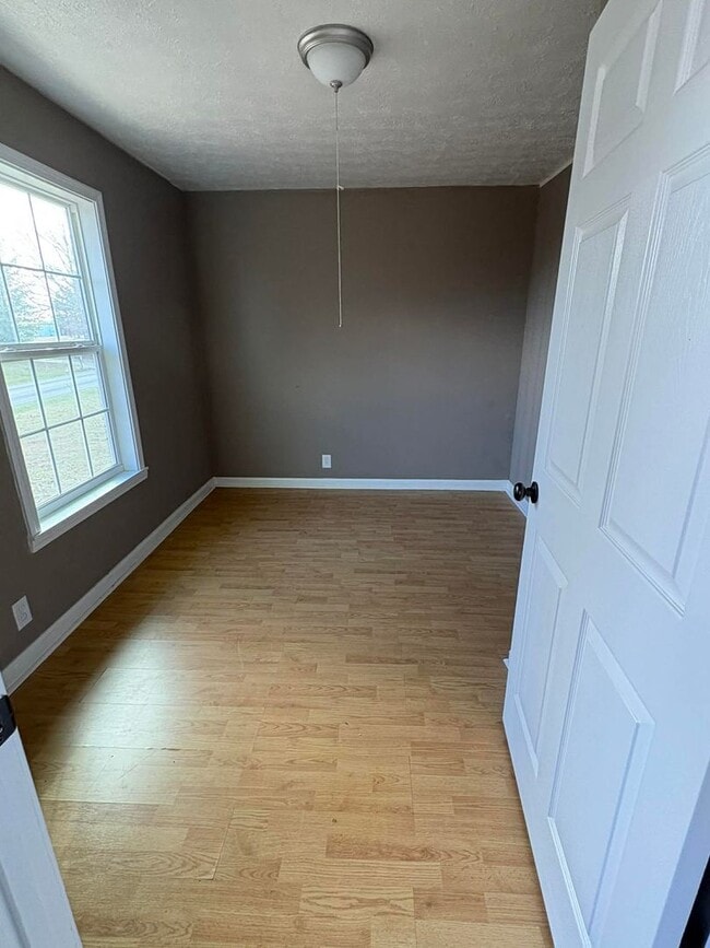 Photo - 3BR home with basement!