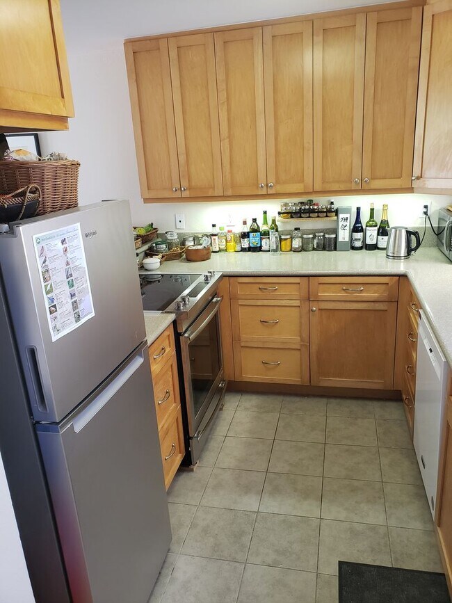 Photo - Fully furnished  6 month  lease , 2 bedroom, 2 bath 2nd floor unit in the Poinciana Manor