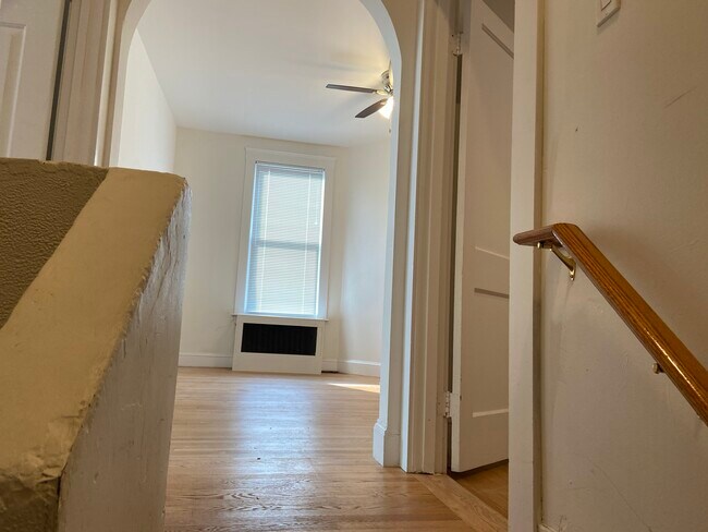 38 Newton St