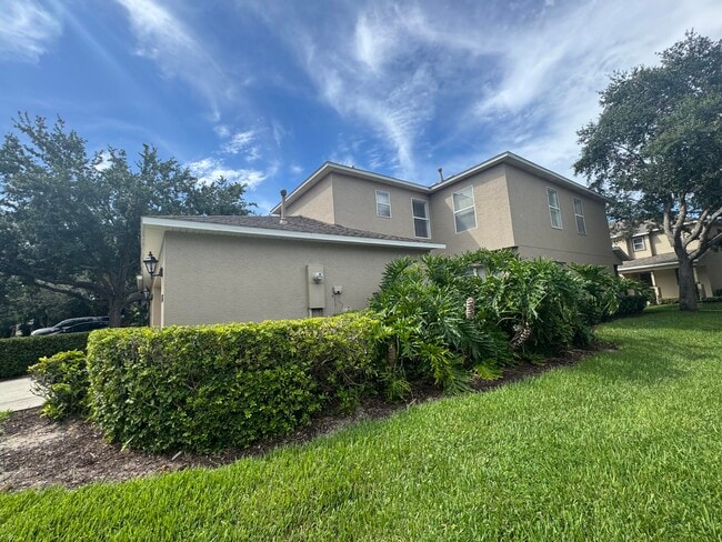 Photo - 1733 Pointe W Wy