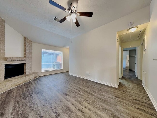 Photo - 9167 Golden Sunshine Dr