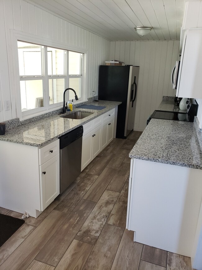 Photo - 712 N Warfield Ave