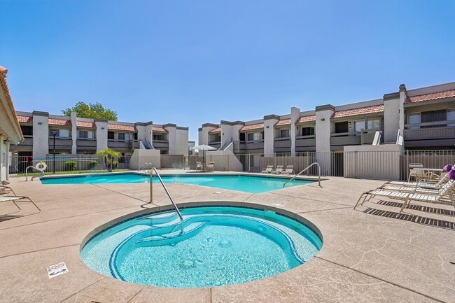 Community Pool - Sunset Landing