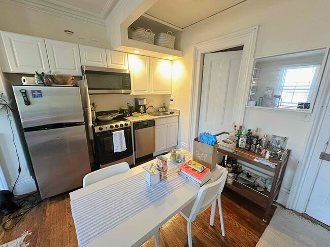 Photo - 84 Charles St Unit 5