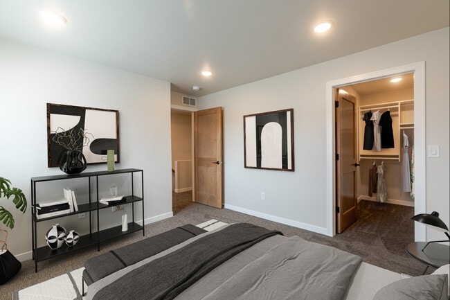 2 Bedroom Townhouse bedroom