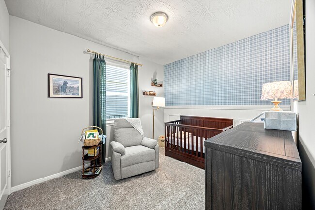 Photo - 383 Shoreview Dr