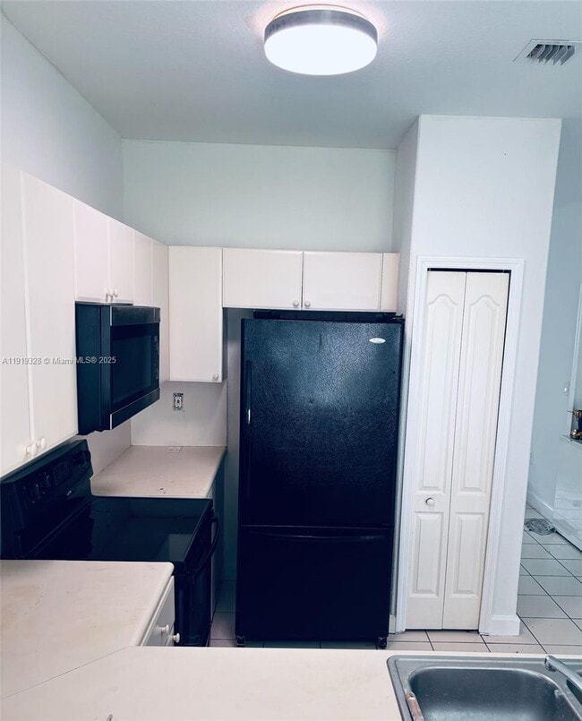 Photo - 1663 SE 29th St Unit 100