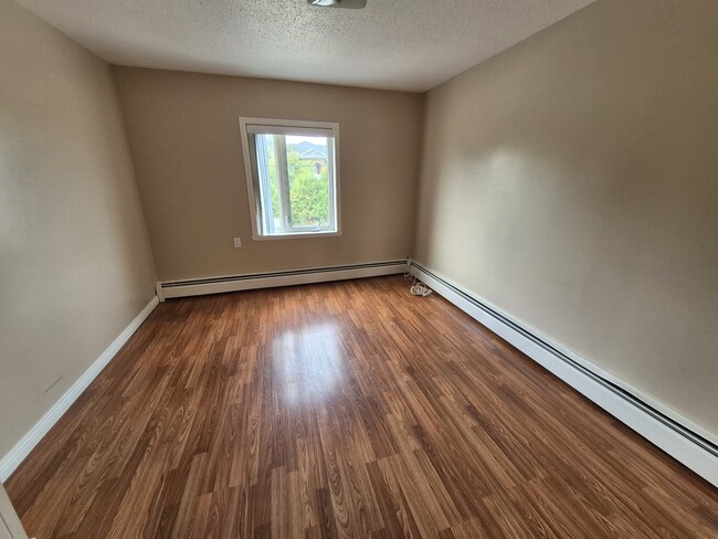 Photo - 671 Rue Principale Unit 2