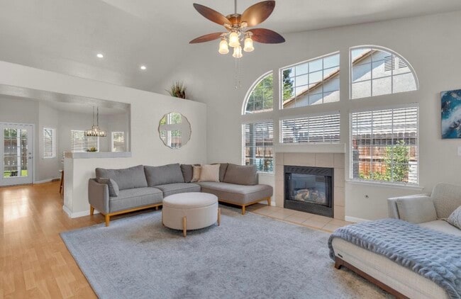 Photo - 8639 N Talladega Way