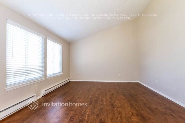 Photo - 1024 S Waco Way