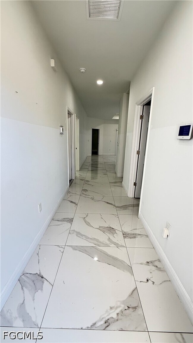 Photo - 508 Bell Blvd