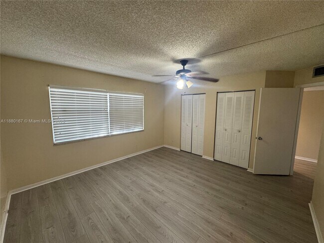 Photo - 1001 SW 128th Terrace Unit 304B