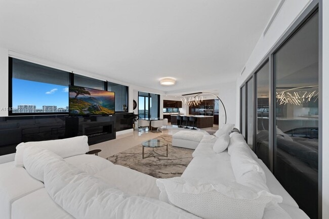 Photo - 18555 Collins Ave Unit 2003