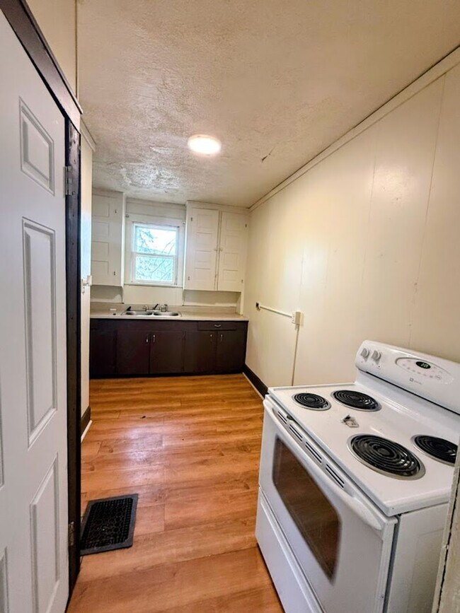 Photo - 2048 2nd St NE Unit 2050