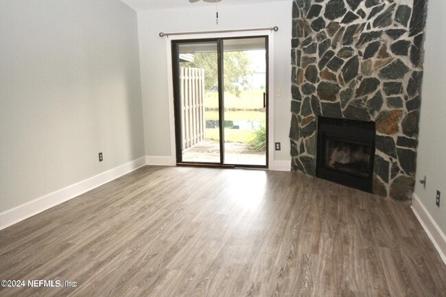 Photo - 2012 Sea Hawk Cir