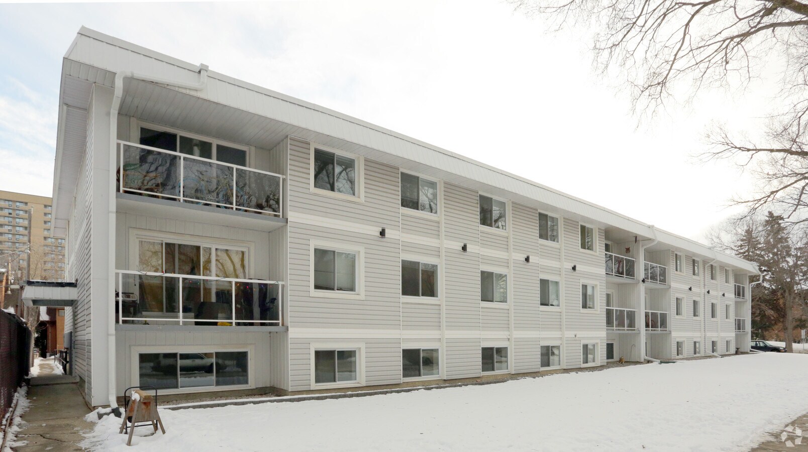 Photo - St. Charles Apartments