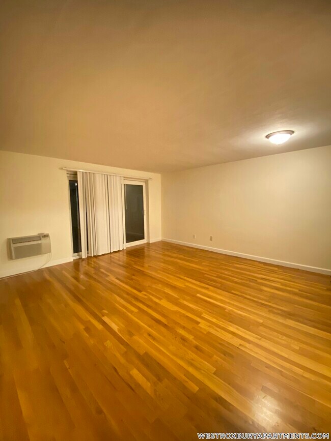 Photo - 1799 Centre St Unidad 6