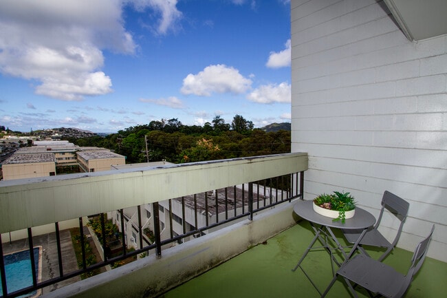 Photo - 46-270-270 Kahuhipa St