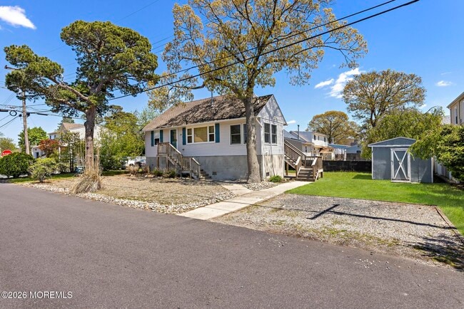 Building Photo - 19 Ardmore Dr