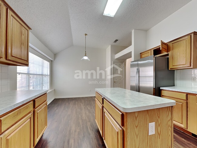 Photo - 4612 Belladonna Dr