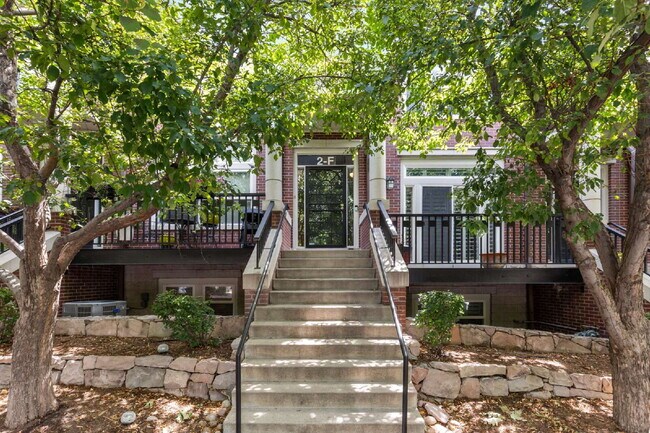 Building Photo - $3,350.00 - 2 Bedroom, 2.5 Bathroom Condo ... Unit F