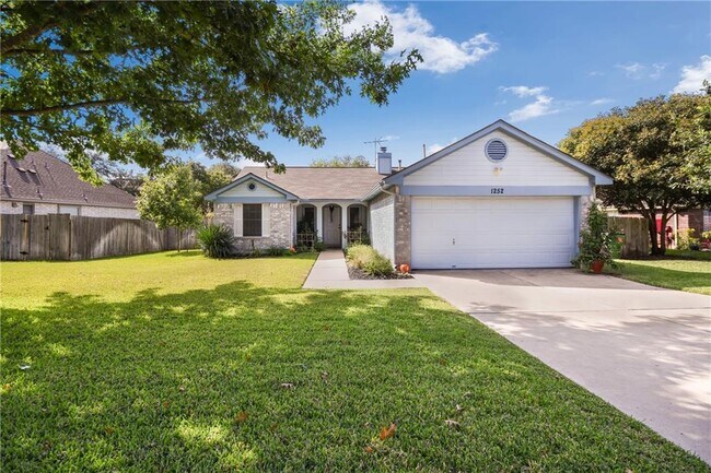 Building Photo - 1252 Lacey Oak Loop