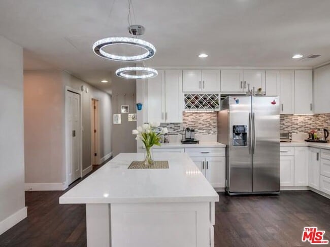 Photo - 150 N Almont Dr Unit 203
