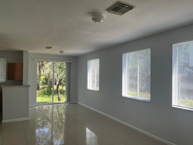 Photo - 3231 Laurel Ridge Cir