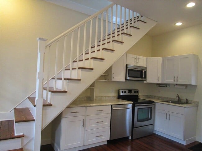 Photo - 1216 Post Office Rear St