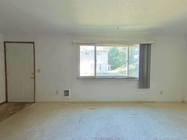Photo - 3 Bedroom Duplex ~ Albany ~ Pet Friendly