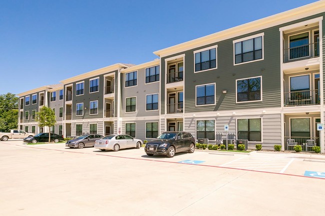 Johanna Court Apartments - Johanna Court Apartments