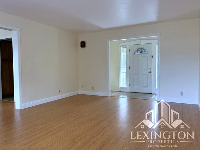 Photo - Wonderful, 3BD/2BA, Home off Bell St. and ...