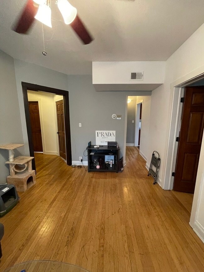 Photo - 3722 N Sheffield Ave Unit 3N
