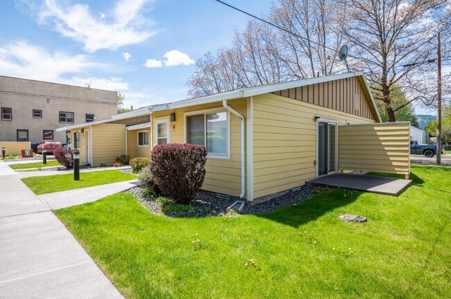 Photo - 203 N Storie St