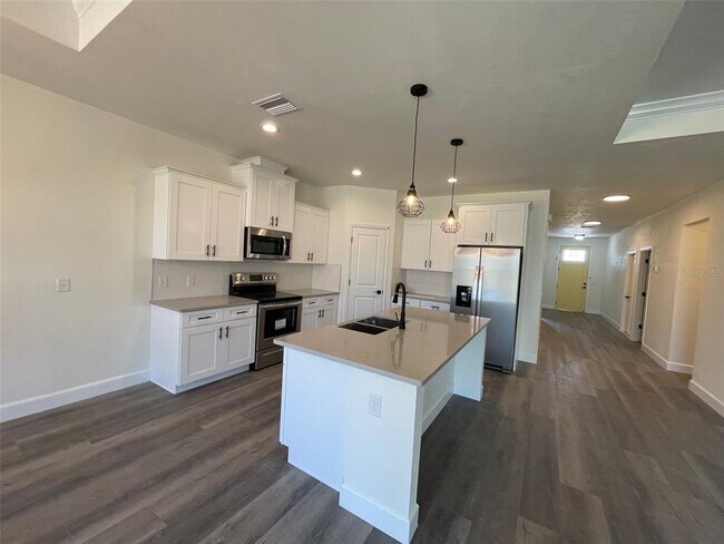 Photo - 1447 SW 67th Dr