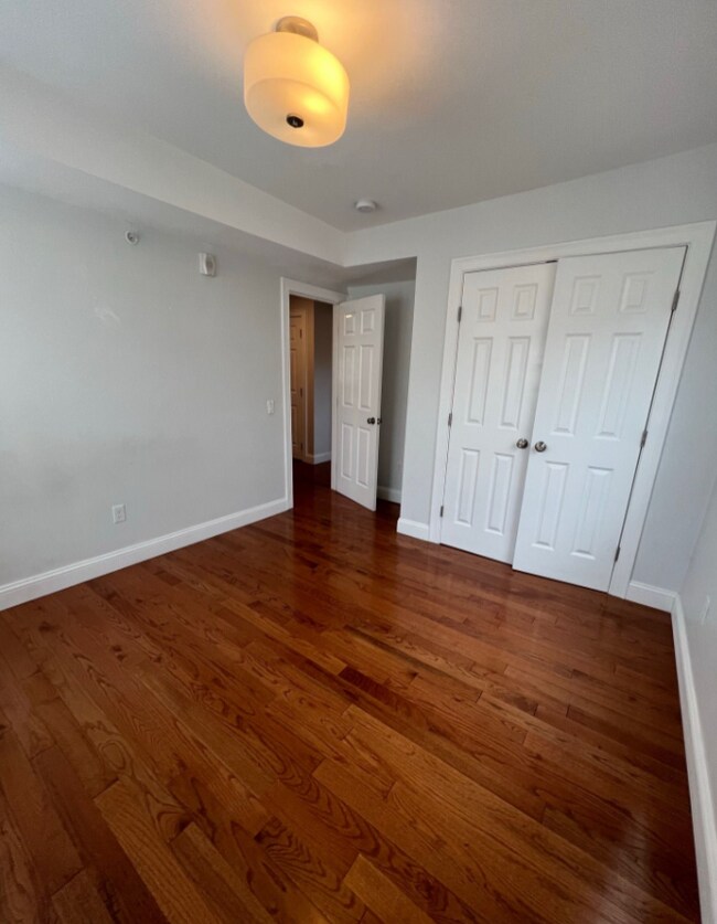 303 Maverick St Unidad 108 Maverick St #3