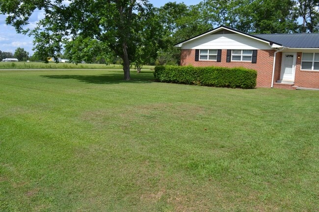 Photo - 138 Cypress Cir