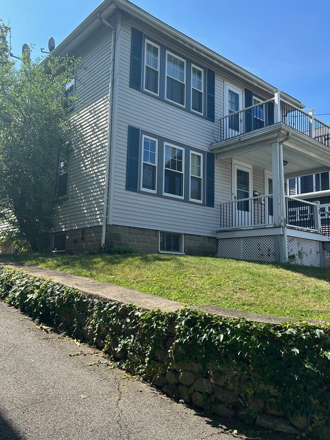 Photo - 43 Pequossette St Unidad 1