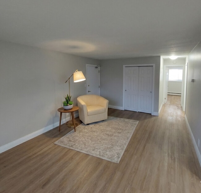 Photo - Hemlock Place Apartments