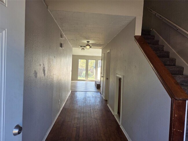 Photo - 317 Abilene Ave