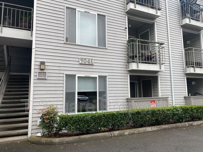 Photo - 7041 S 116th Pl Condo Unit 103