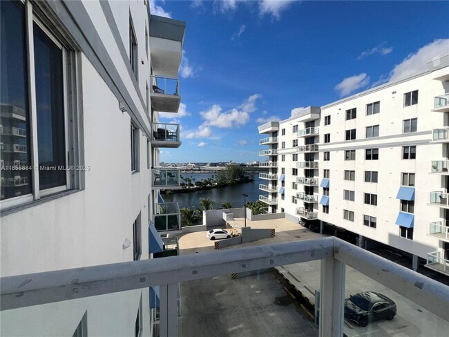 Photo - 5099 NW 7th St Unidad 1006