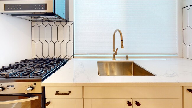 Photo - 3210 Ellsworth St . Your 2 bedrooms Awaits!