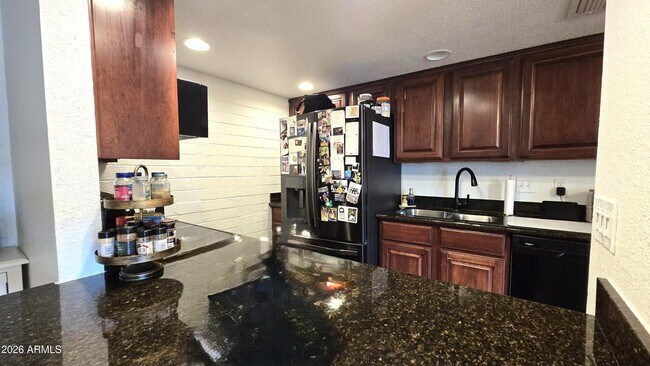 Photo - 6040 N 79th St