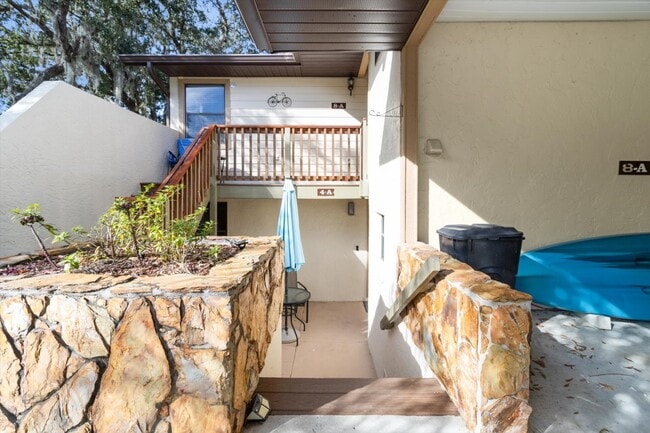 Photo - 219 E Hartford St