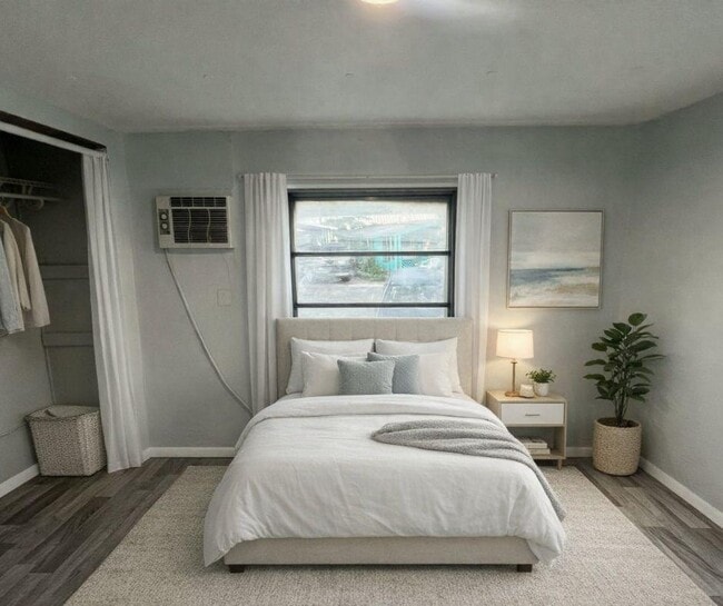 Photo - 108 Southland Ct