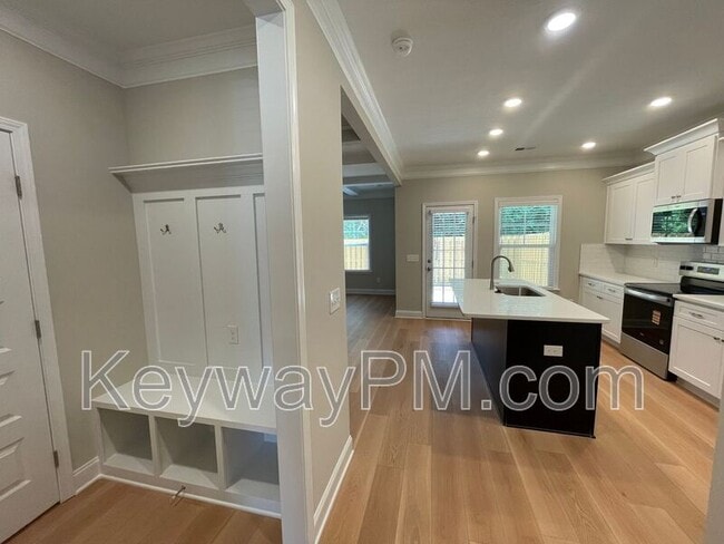 Photo - 3035 Venetian Dr