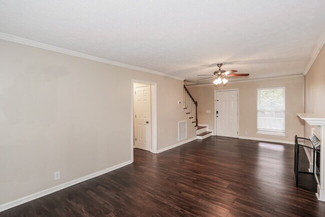 Photo - 3001 High Rigger Dr