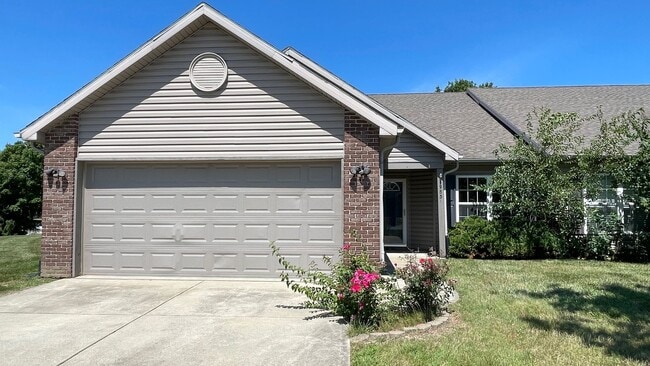 Building Photo - LAWN CARE/SNOW REMOVAL INCLUDED