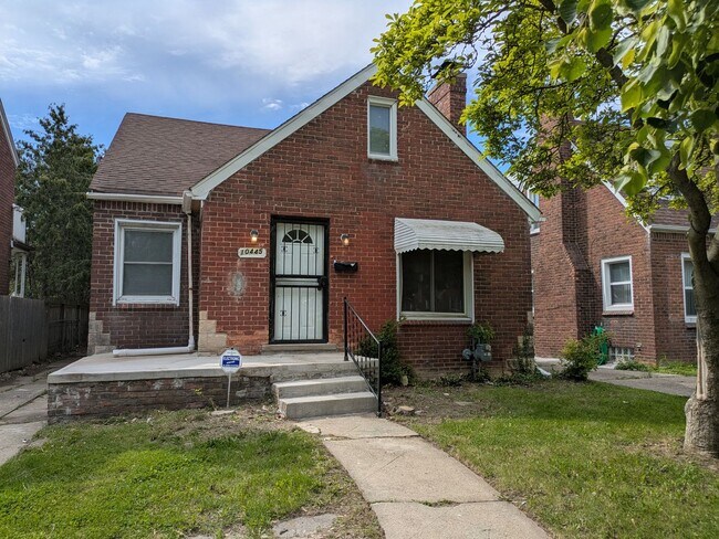 Photo - 10445 Nottingham Rd House